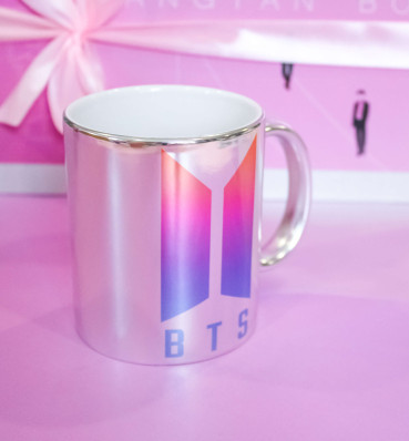 Чашка ⦁ Лого групи • БТС ⦁ Кружка ⦁ Подарунок для фанатів K-POP та корейської групи BTS
