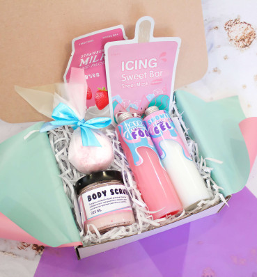 Spa box «Bubble gum» ⦁ Подарунковий бокс для дівчини - набір косметики для догляду за шкірою