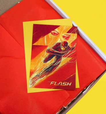 Листівка Флеш ⦁ Сувеніри по всесвіту DC ⦁ Подарунок фанату коміксів та супергероїв