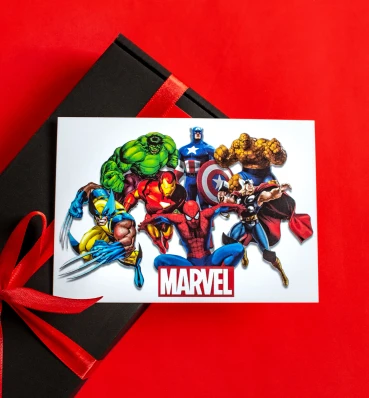 Открытка в стиле Marvel • Подарок фанату Марвел • Сувениры с супергероями