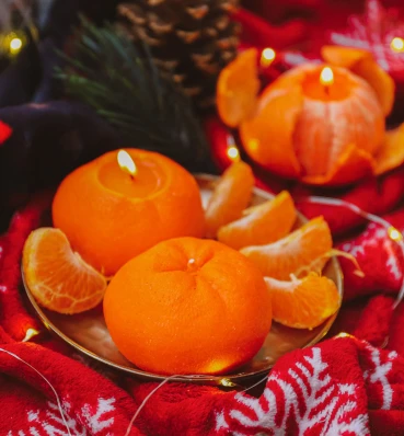 Соевая свеча в форме мандарина • М • Новогодние подарки • Сувениры ручной работы