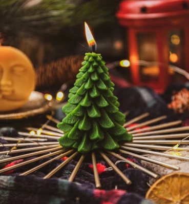 Новогодняя соевая свеча  «Ель» • Новогодние подарки • Сувениры ручной работы