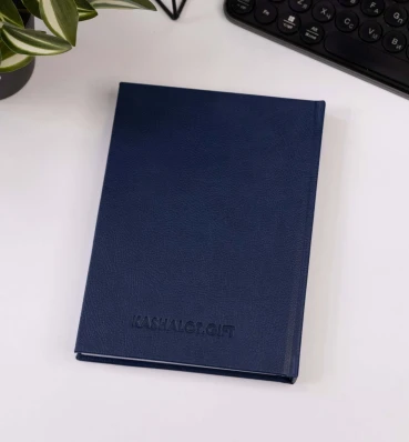Ежедневник из синей эко-кожи • Презентабельный блокнот для планирования • Подарок учителю, боссу, коллеге
