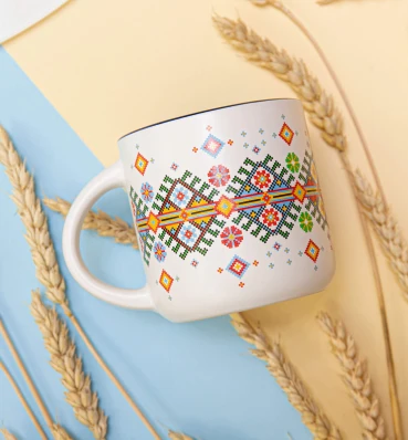 Горнятко «Вишиванка в українському стилі» ⦁ Чашка Ukraine ⦁ Патріотичні сувеніри