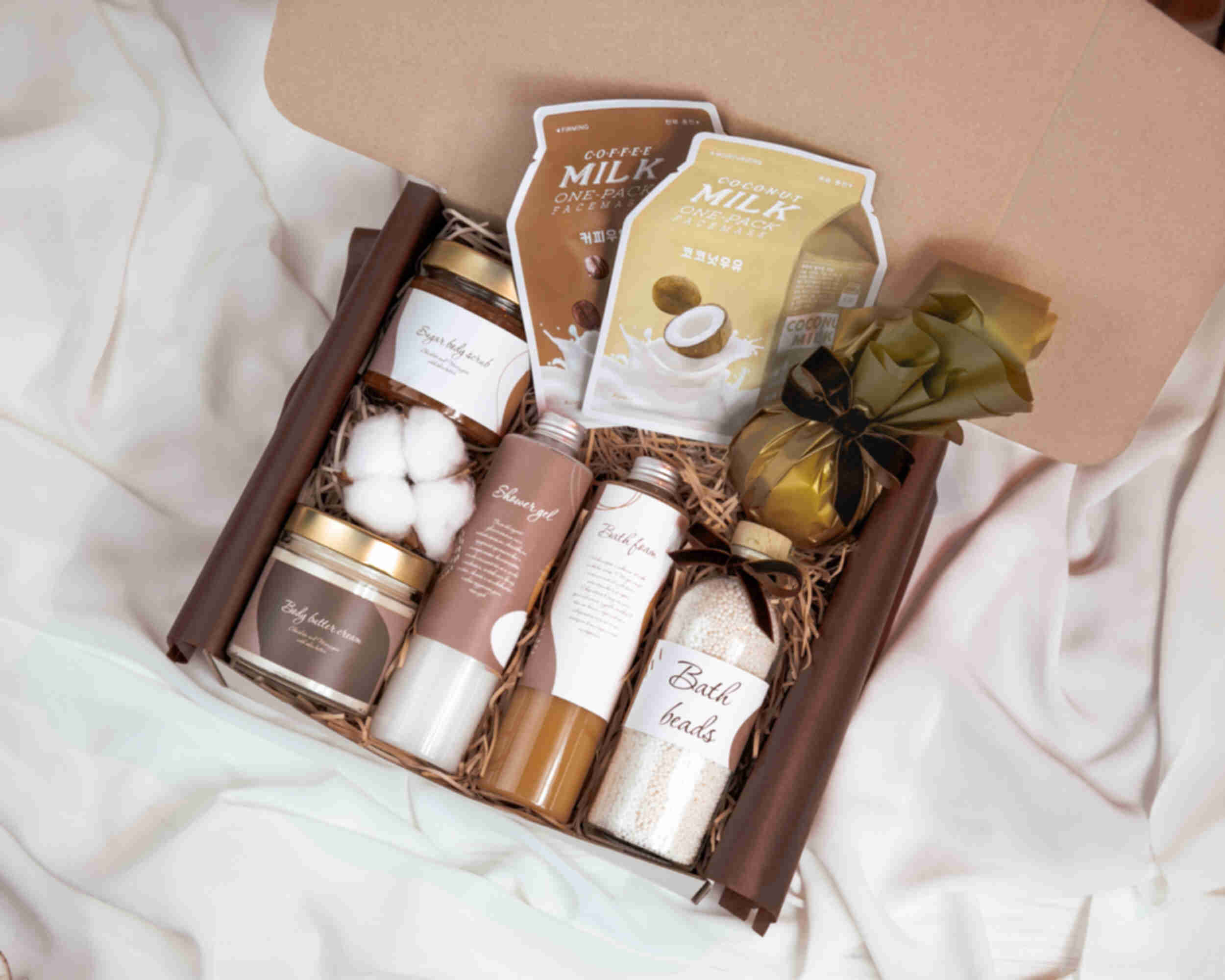 Spa box «Chocolate&Tiramisu» ⦁ Premium ⦁  Подарунковий бокс для дівчини - набір косметики для догляду за шкірою