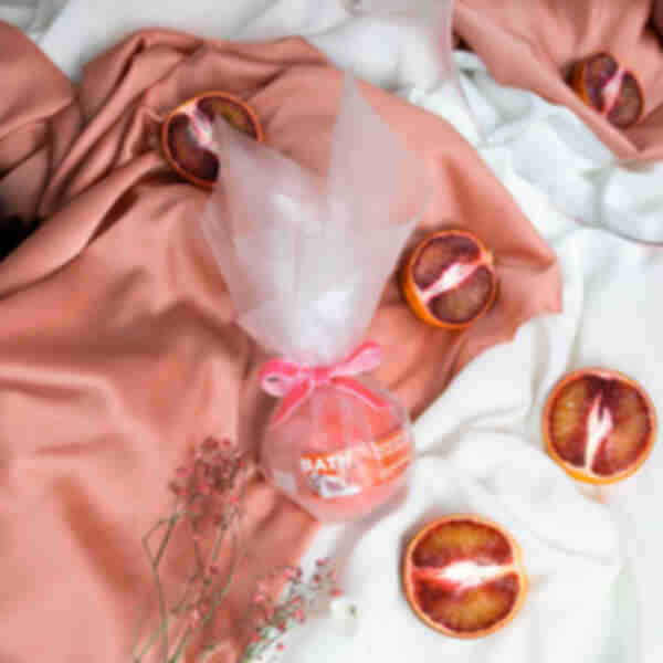 Бомбочка для ванни з  морскою сіллю та олією мигдалю «Grapefruit» ⦁ SPA-процедура вдома. Доглядова косметика для жінок