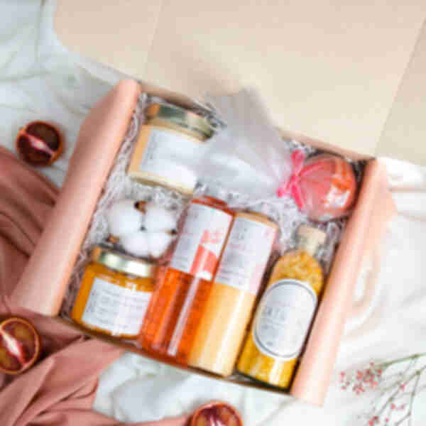Spa box «Orange» ⦁ Premium ⦁ Подарунковий бокс для дівчини - набір косметики для догляду за шкірою