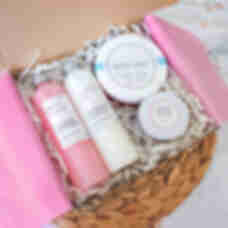 Spa box «Pink» ⦁ Подарунковий бокс для дівчини - набір косметики для догляду за шкірою