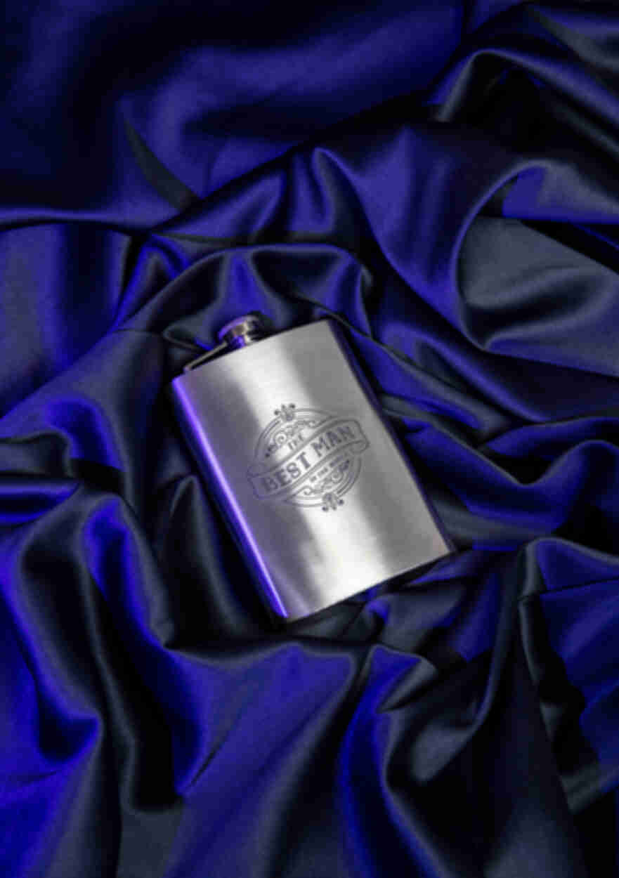 Металева фляга з гравіюванням ⦁ Подарунок коханому чоловікові ⦁ Фляга для віскіФото №9