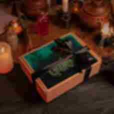 Крафтова коробка з декором Gwent