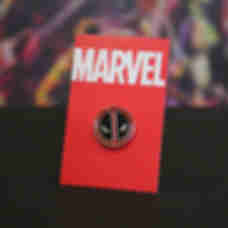 Значок Дэдпул • Пин Deadpool • Сувениры Marvel • Подарки фанату Марвел
