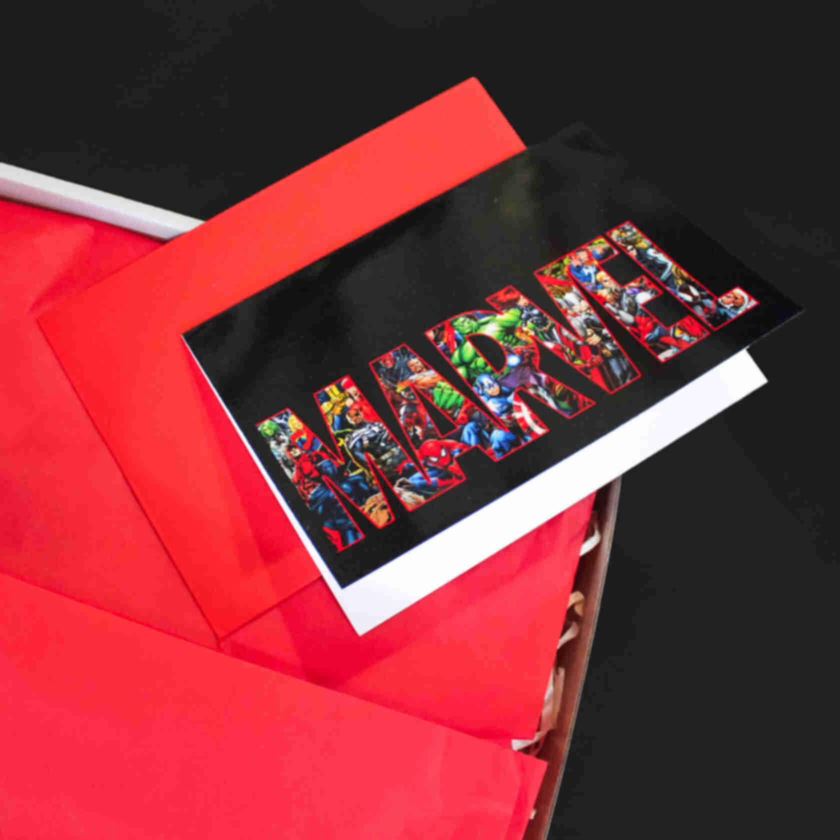 Листівка в стилі Marvel v.2.0 • Подарок фанату Марвел • Сувеніри з супергероямиФото №3