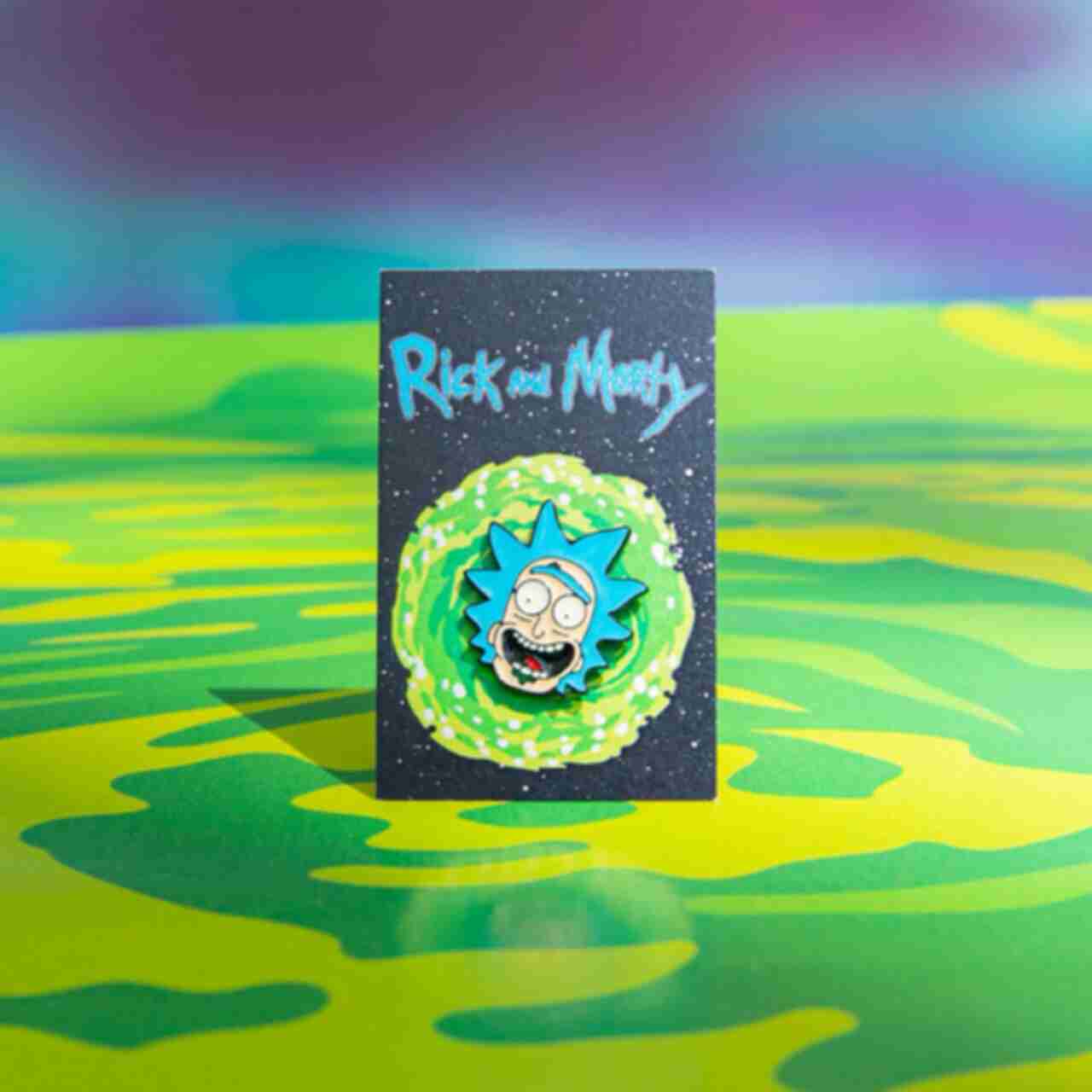 Значок с весёлым Риком • Пин • Сувениры Рик и Морти • Подарки Rick and Morty