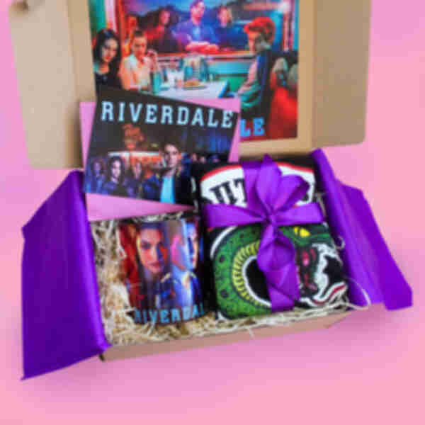 Бокс за серіалом Рівердейл • medium • Подарунковий набір в стилі Riverdale
