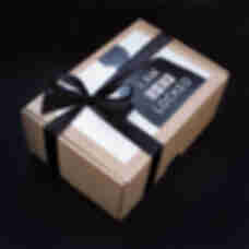 Подарункова коробка з декором Шерлок