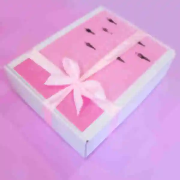 Подарункова коробка • BTS