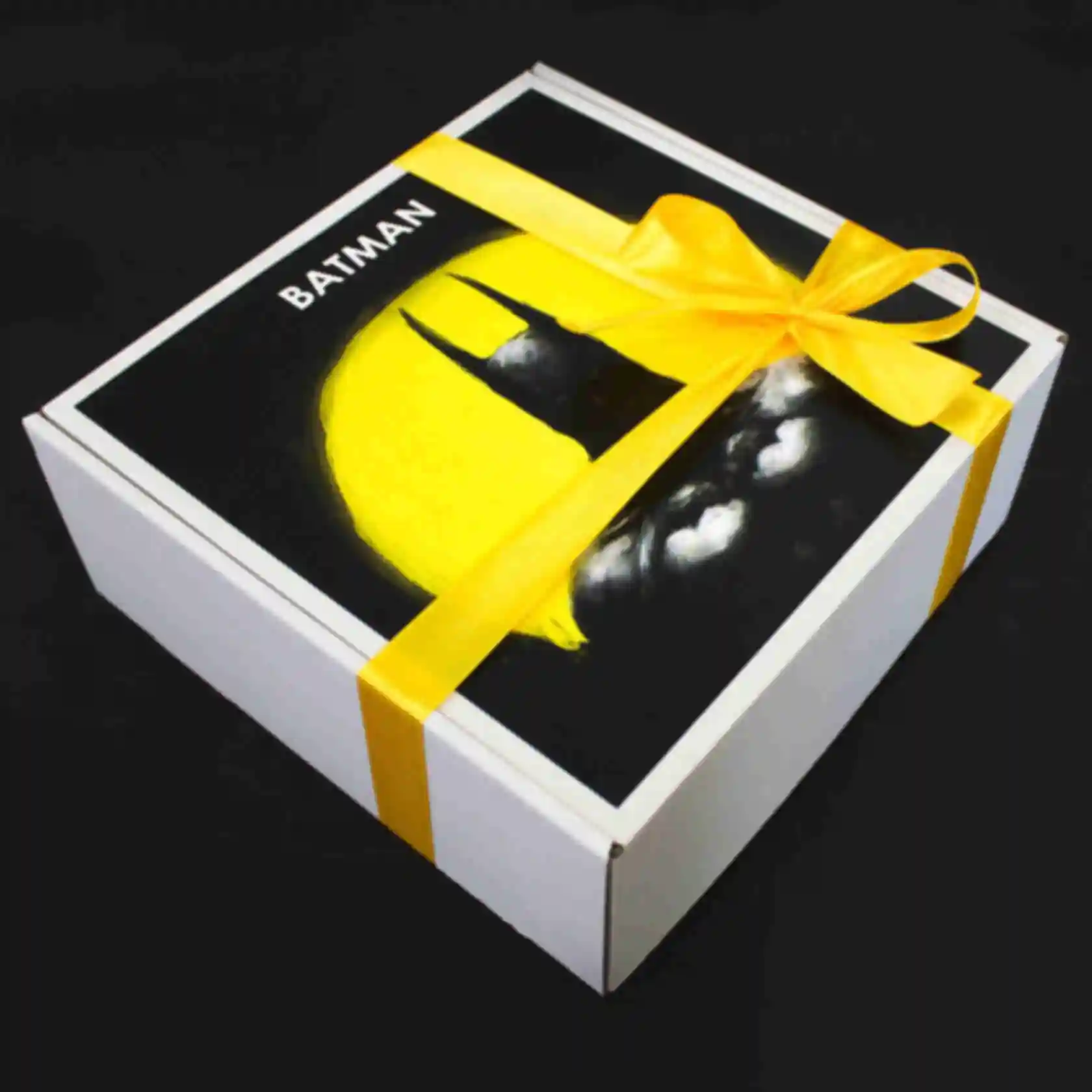 Подарочная коробка с декором Бэтмен. Фото №17