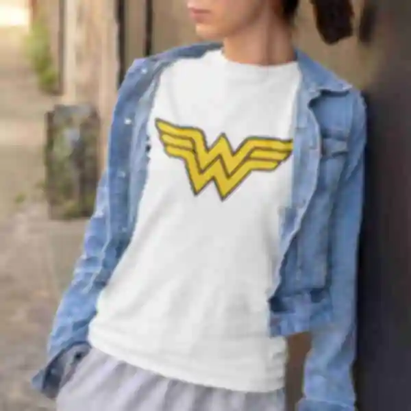 Футболка №24 • Логотип Чудо-жінки • Wonder Woman • DC, біла