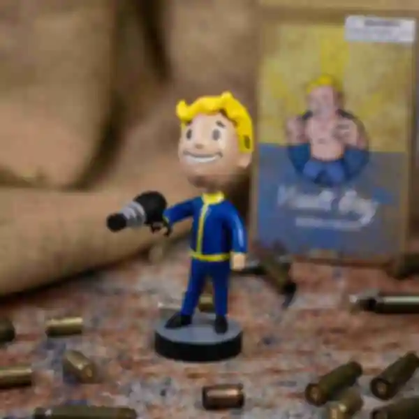 Фігурка Vault Boy • Energy Weapon • Подарунки для фаната гри Fallout • Сувеніри з Фаллауту
