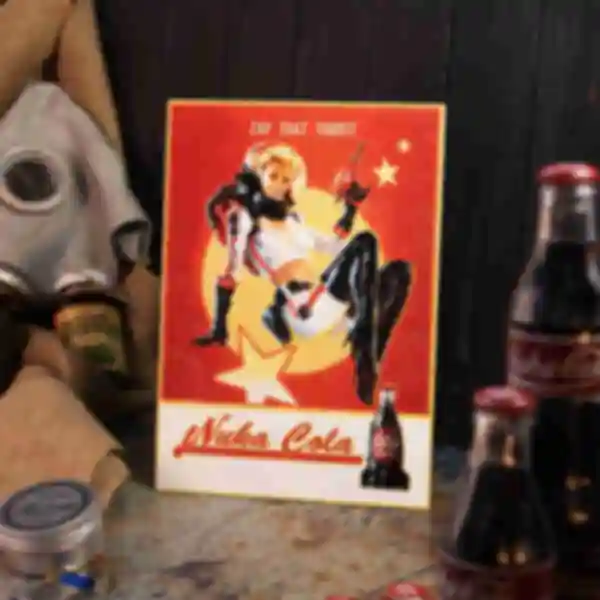 Деревянный постер Фоллаут • С надписью Nuka-Cola и девушкой • Плакат Fallout • Подарок для геймера