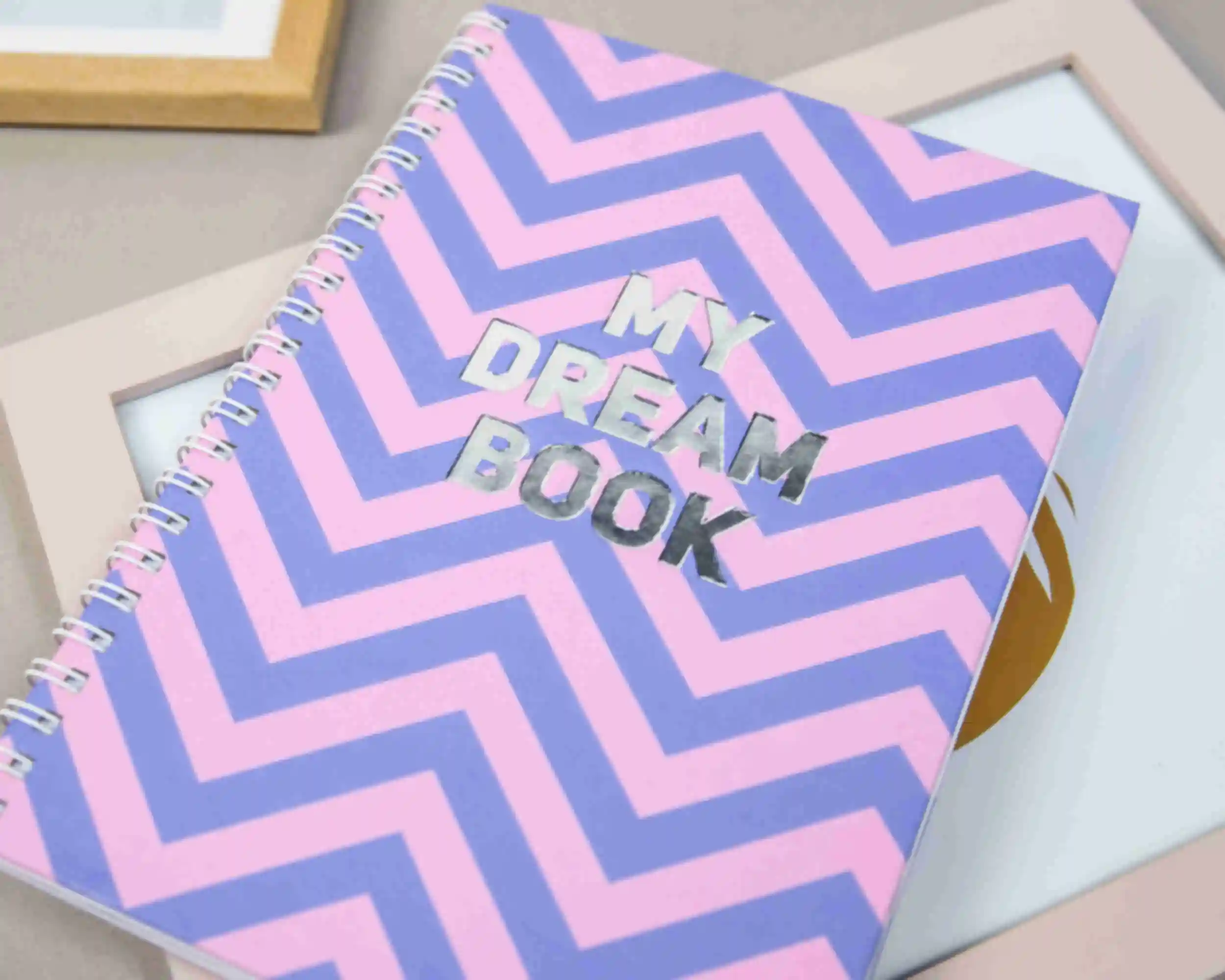 Стильный скетчбук «My dream book» ⦁ Блокнот для записей ⦁ Подарок девушке, подруге, коллеге. Фото №1
