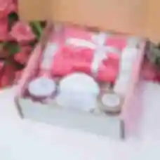 АРХИВ Spa box для мамы ⦁ Premium ⦁ Подарочный набор уходовой косметики для мамы