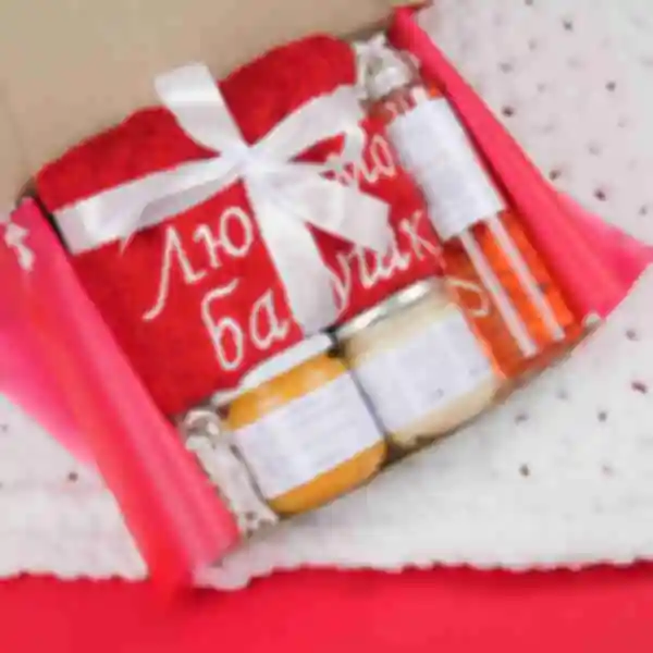 АРХИВ Spa box для бабусі ⦁ classic ⦁ Подарунковий набор доглядової косметики для бабусі