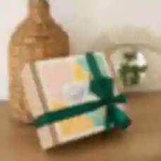 Подарункове, Gift box