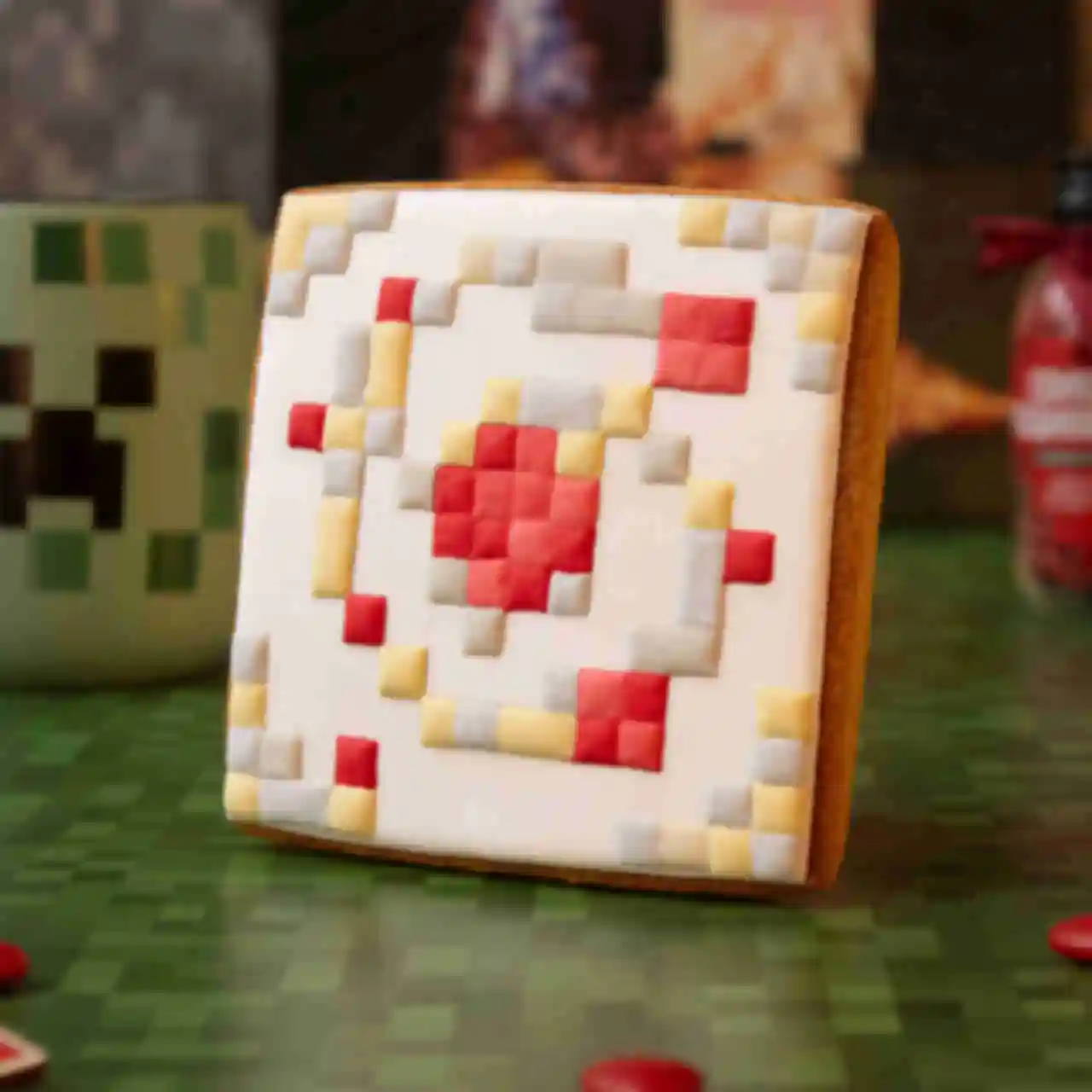 Пряник Тортик ⦁ Еда в стиле игры Майнкрафт ⦁ Подарок геймеру и фанату Minecraft. Фото №1