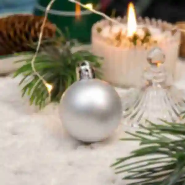 Ёлочный шарик серого цвета • Декор для дома • Подарок на Новый год и Рождество