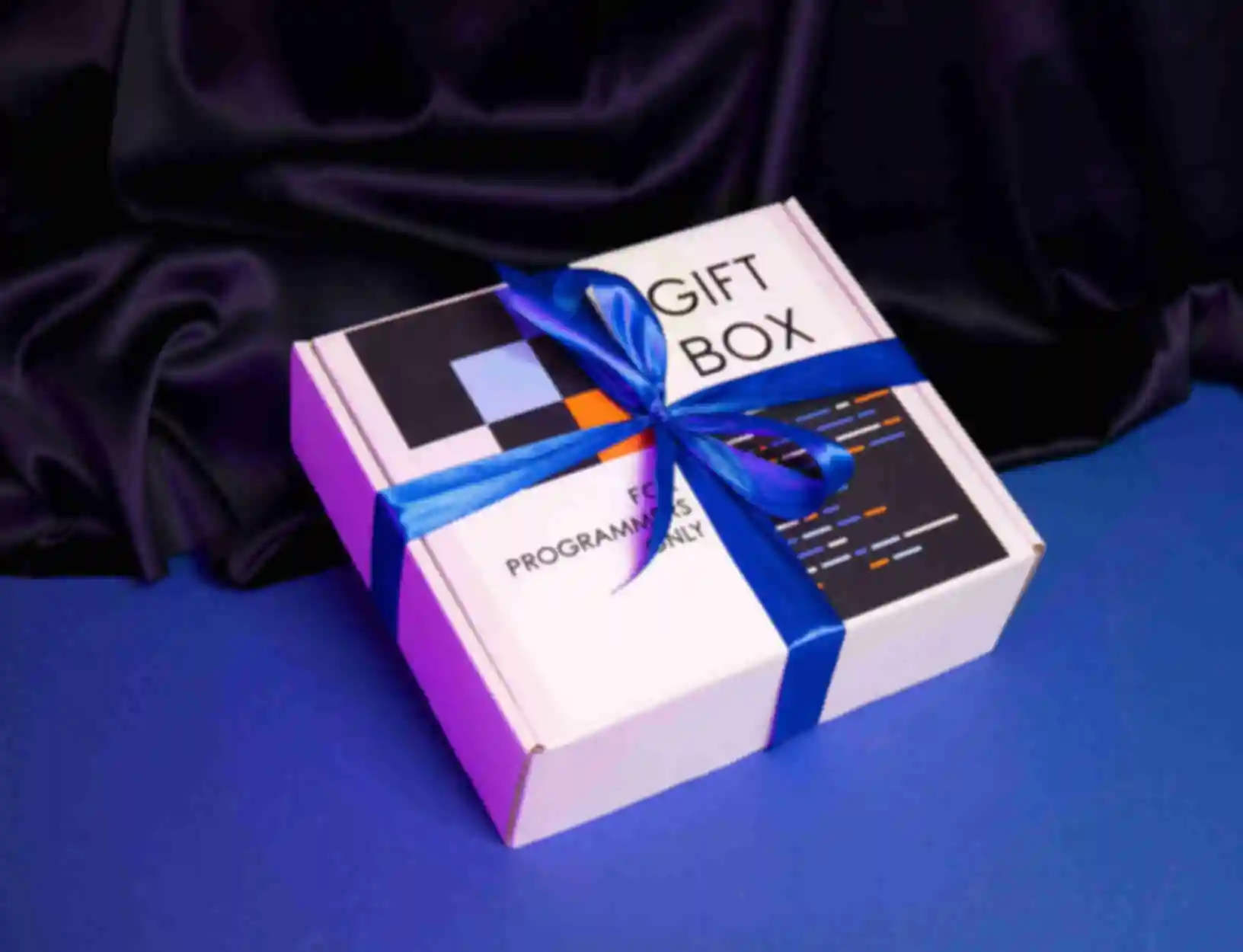 Подарункова коробка з декором для програміста • size: maxФото №8