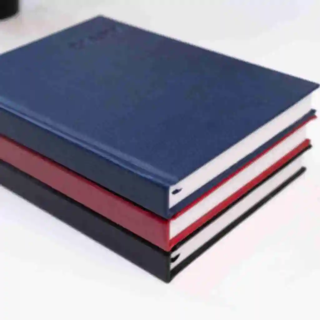 Щоденник з червоної еко-шкіри • Презентабельний блокнот для планування • Подарунок вчителю, босу, ​​колезіФото №8