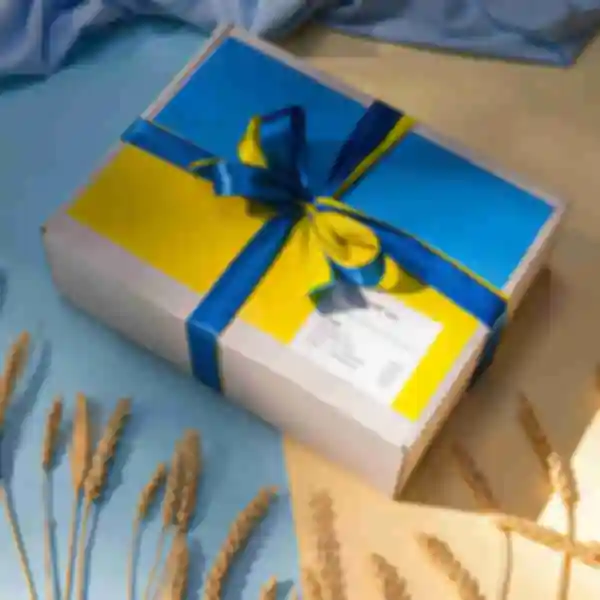 Патриотическая подарочная коробка