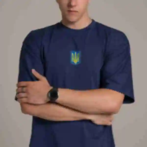 Футболка OVERSIZE №4 • Герб Украины •  Патриотические сувениры Украина, синяя
