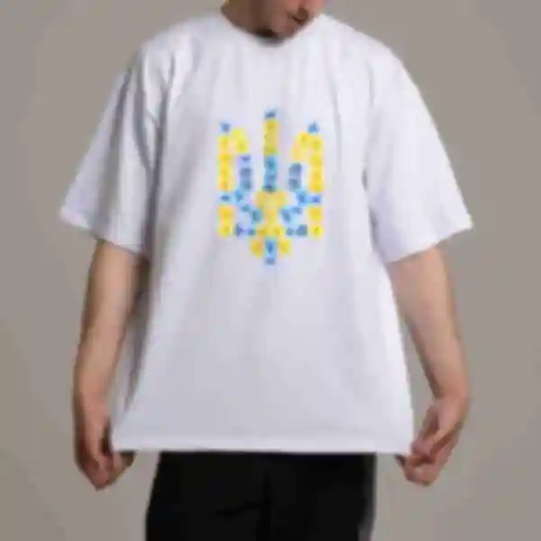 Футболка OVERSIZE №20 • Герб в цветочек • Одежда Украина • Патриотический мерч • Ukraine