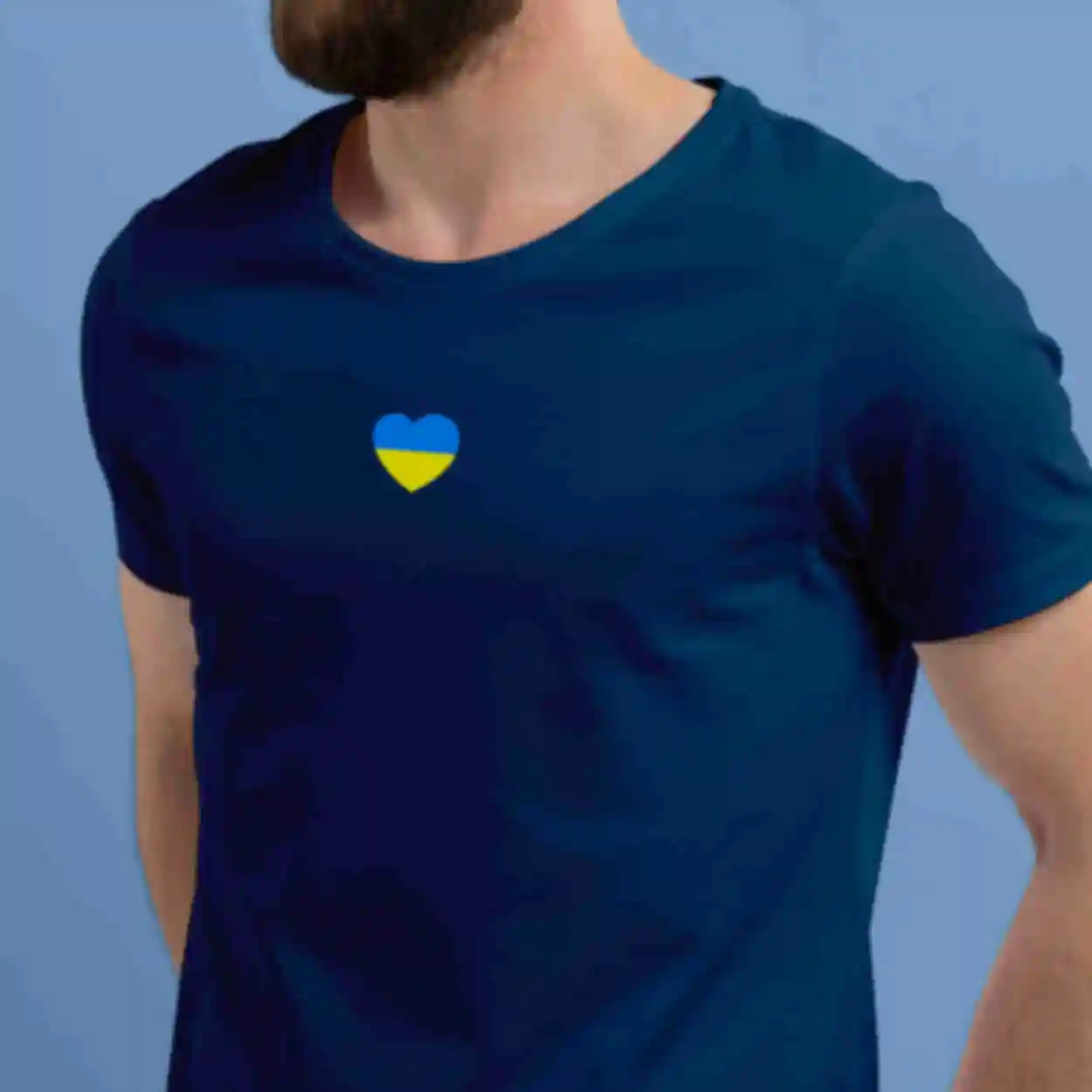 Футболка №9 • Сердце патриота •  Патриотические сувениры Украина, синяя. Фото №52
